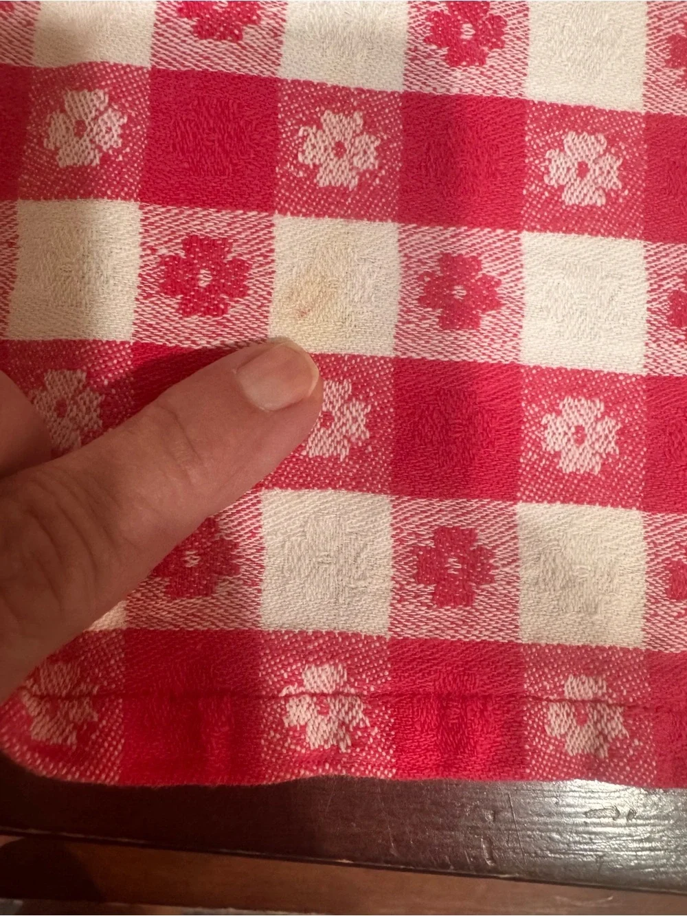 Red & White Gingham Check Tablecloth 68” x 50” Cottage Farmhouse Picnic Decor
